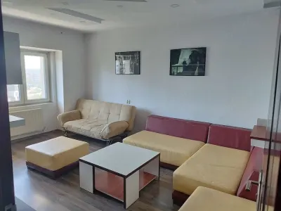 Apartament 2 camere decomandat | Bulevardul Independenței | Lift | Disponibil imediat - Iasi