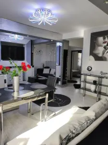 Apartamente 3 camere de închiriat — Zona Tudor Vladimirescu / Vasile Lupu - foto 6
