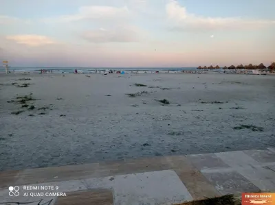 Mamaia Nord,Tabara,300 mp la 60 m de promenada  - foto 14