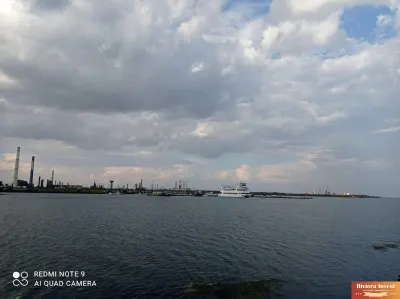 Mamaia Nord,Tabara,300 mp la 60 m de promenada  - foto 16