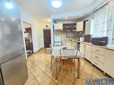 Apartament 3 camere Tudor etaj 2 - Targu Mures