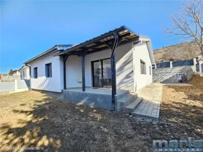 De vanzare casa in Sancraiu de Mures zona Laguna - Pestisorul - Sancraiu de Mures