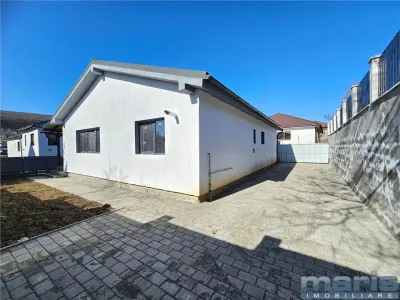 De vanzare casa in Sancraiu de Mures zona Laguna - Pestisorul - foto 4