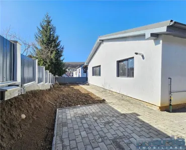 De vanzare casa in Sancraiu de Mures zona Laguna - Pestisorul - foto 5