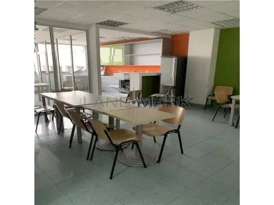 Spatii birouri ,200 mp - 400 mp, cladire noua, Central Timisoara - foto 4