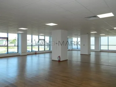 Spatiu birouri, cladire noua parter,  zona MALL - Timisoara