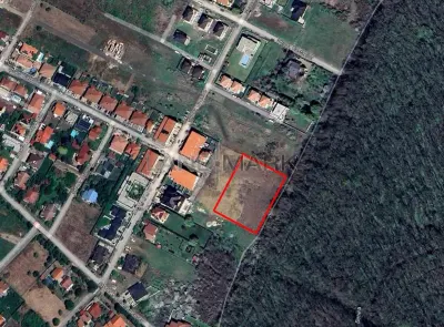 Teren de SERVICII de vanzare in zona Dumbravita padure - Timisoara