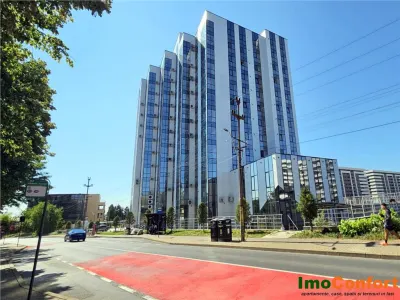 Apartament cu 2C spatios, in Copou, blocul Azimut - Iasi