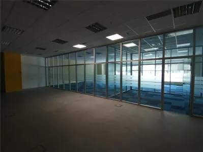 Birou la parter aproape metrou Pipera-ideal clinica - Bucuresti