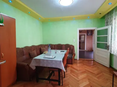 Casa cu spatiu comercial de vanzare in Sibiu - Sibiu