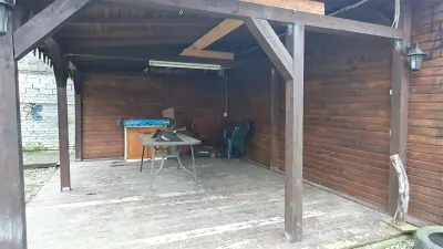 Casa cu 3 apartamente si 600 mp teren zona Lupeni - foto 25