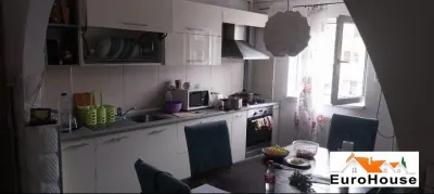 Apartament cu 3 camere de vanzare in Alba Iulia - foto 2