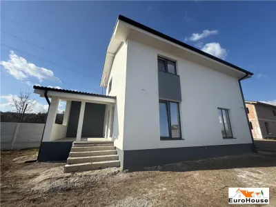 Casa noua  de vanzare in Alba Iulia - foto 3