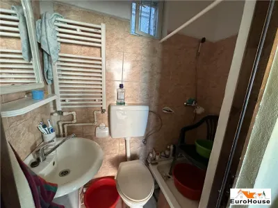 Casa de  vanzare in Alba Iullia - foto 11