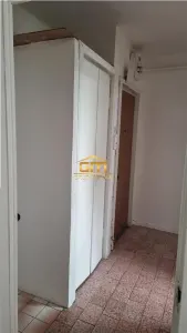 Apartament 2 camere de inchiriat - Zonă Centrala, etaj 4/4 - foto 5