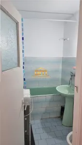Apartament 2 camere de inchiriat - Zonă Centrala, etaj 4/4 - foto 7