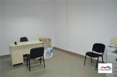Spatiu pentru Birouri de Inchiriat in Zona Semicentrala - foto 5