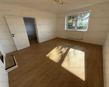 Apartament 2 camere | Renovat | Curte Privata | Brasovul Vechi - foto 4