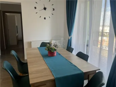 Apartament modern 3 camere balcon si parcare zona Triajului - foto 3