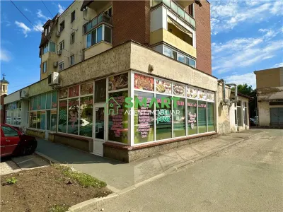 Spatiu comercial 140 mp , parter. Zona Micalaca 500 , Strada Sighisoara. - Arad