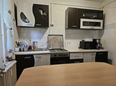 Apartament 3 camere semidecomandat, Podu Ros - Cantemir - Iasi