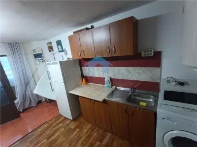 Garsoniera, Intre Lacuri - foto 10
