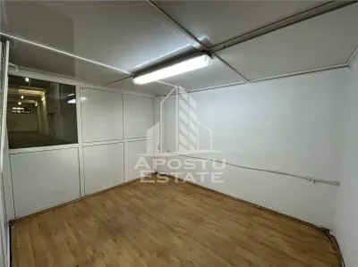 Hala de 670 mp cu birouri 57 mp,  Zona Semicentrala - foto 7