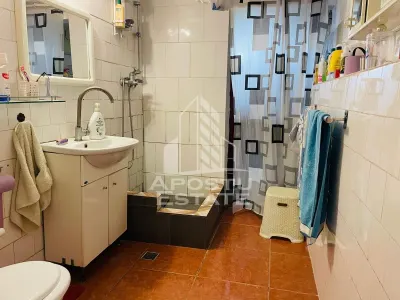 Casa primitoare de vanzare in Iratosu /120mp+teren 1400mp - foto 12