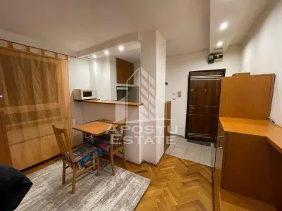 Apartament 1 camera, decomandat, zona Centrala - foto 3