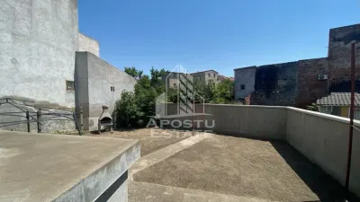 Casa cu 3 camere, centrala proprie, SAD - foto 11