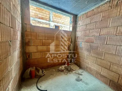 Casa individuala, la rosu, garaj incorporat, zona Eso din Giroc - foto 12