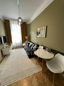 Airbnb ultracentral, in Timisoara, Piata Victoriei cladire restauranta - foto 3