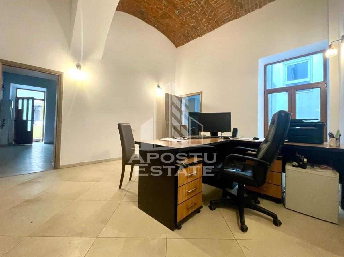 Spatiu birouri, zona ULTRACENTRALA - Arad