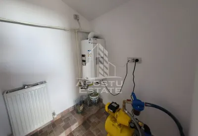Jumatate de duplex pe parter cu 4 camere si 2 bai, Sag - foto 6