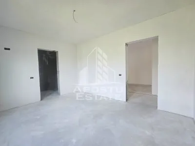 Jumatate de duplex pe parter cu 4 camere si 2 bai, Sag - foto 7
