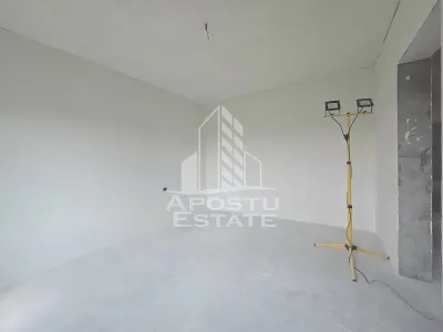 Jumatate de duplex pe parter cu 4 camere si 2 bai, Sag - foto 8