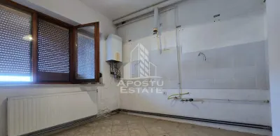 Apartament 4 camere etajul 3 Vladimirescu - foto 2
