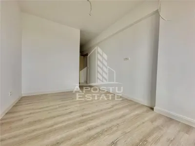Apartament cu 3 camere, 2 locuri de parcare, zona Eso - foto 7