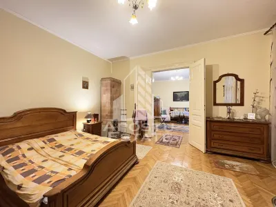 Apartament 2 camere, etaj intermediar, cu garaj in cladire reabilitata - foto 3