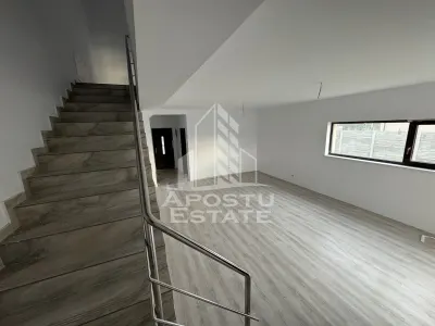Duplex situat Central cu 4 camere si 3 bai in Mosnita Noua - foto 3