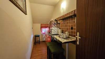 Vila de vanzare in Ghioroc - foto 18