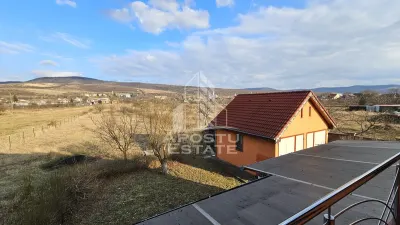 Vila de vanzare in Ghioroc - foto 22