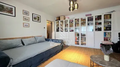 Apartament de vanzare cu 3 camere, mobilat si utilat, zona Bucovina - foto 3