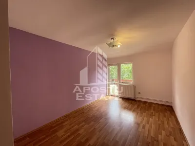 Apartament pentru birouri ,70 mp,  Zona Aradului - foto 3