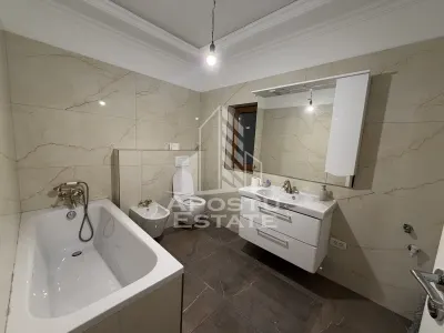 Duplex cu 4 camere de vanzare, P+ E ,127Mp, in Sacalaz - foto 3