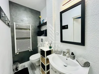 Casa 6 camere ideala pentru locuinta si afacere,zona Lunei - foto 13