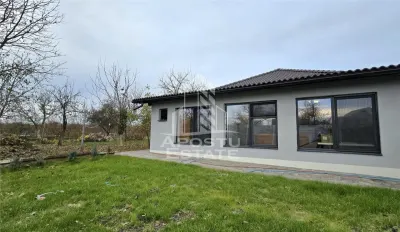 Casa individuala noua de vanzare, in vatra satului, 500 mp teren, Sag - Sag