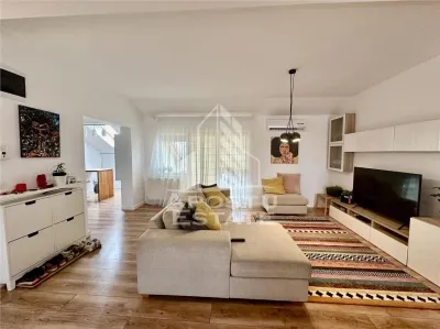 Apartament cu 3 camere, 2 terase, mobilat, la asfalt, zona Planetelor - foto 2