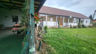 Casa individuala cu 6 camere,2 bai,teren de 1017 mp Pischia Central - foto 13