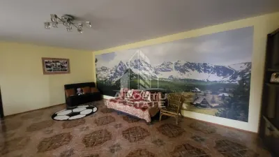 Casa individuala cu 6 camere,2 bai,teren de 1017 mp Pischia Central - foto 3